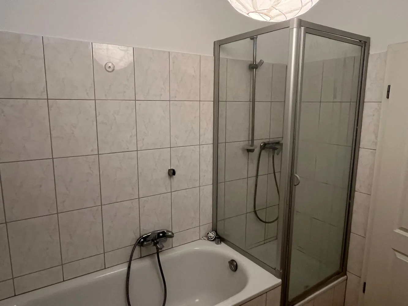 5 Zimmer Wohnung mit 120 m² in Wiesbaden – Bild 8