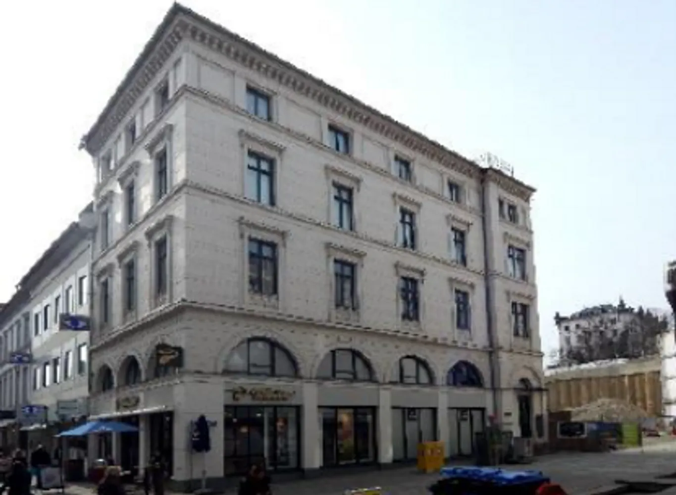 5 Zimmer Wohnung mit 120 m² in Wiesbaden – Bild 10