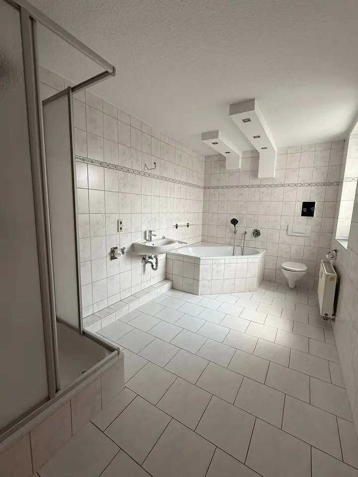 3 Zimmer Wohnung mit 94 m² in Gera – Bild 5