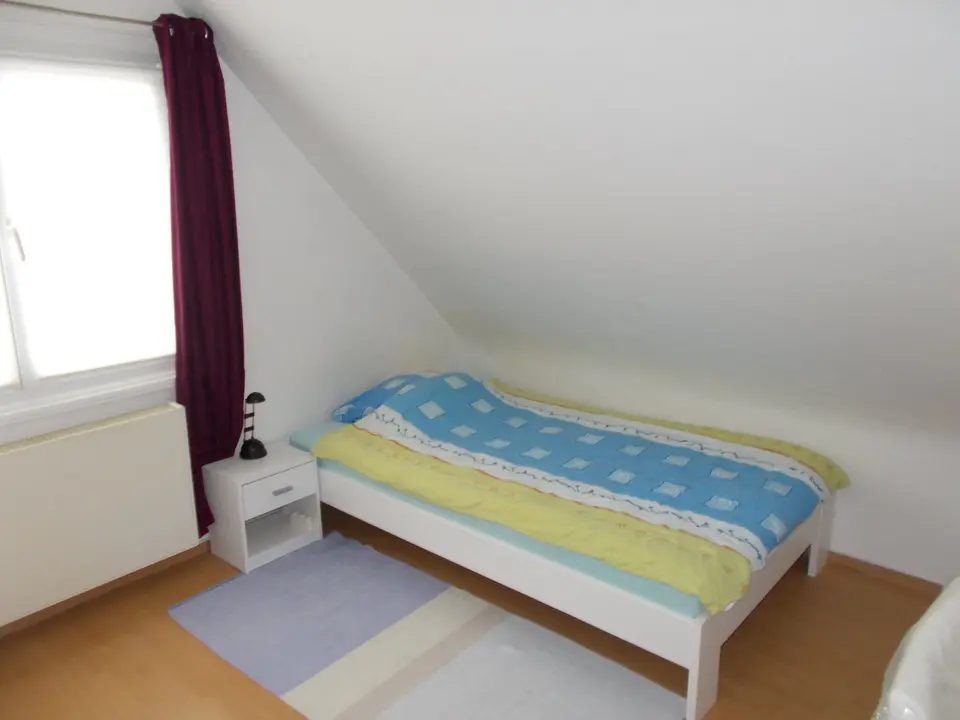 WG-Zimmer mit 12 m² in Königswinter – Bild 1