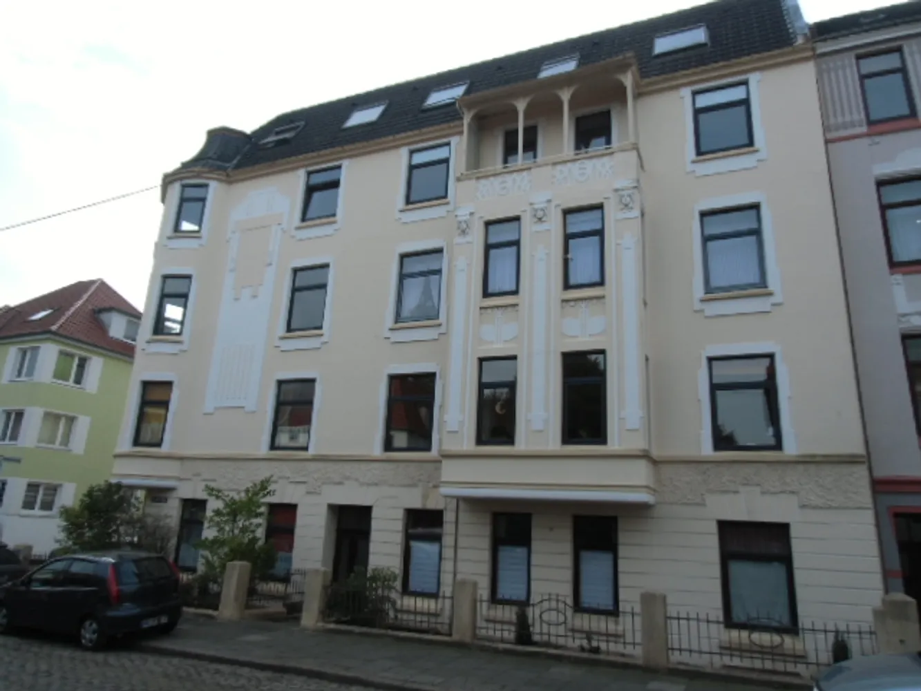 4 Zimmer Wohnung mit 88 m² in Bremerhaven – Bild 1