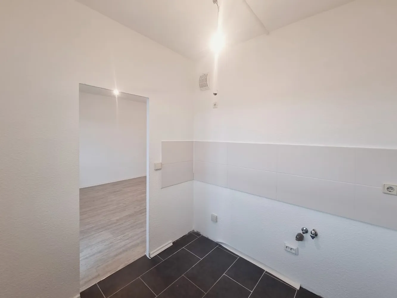 4 Zimmer Wohnung mit 77 m² in Dresden – Bild 3