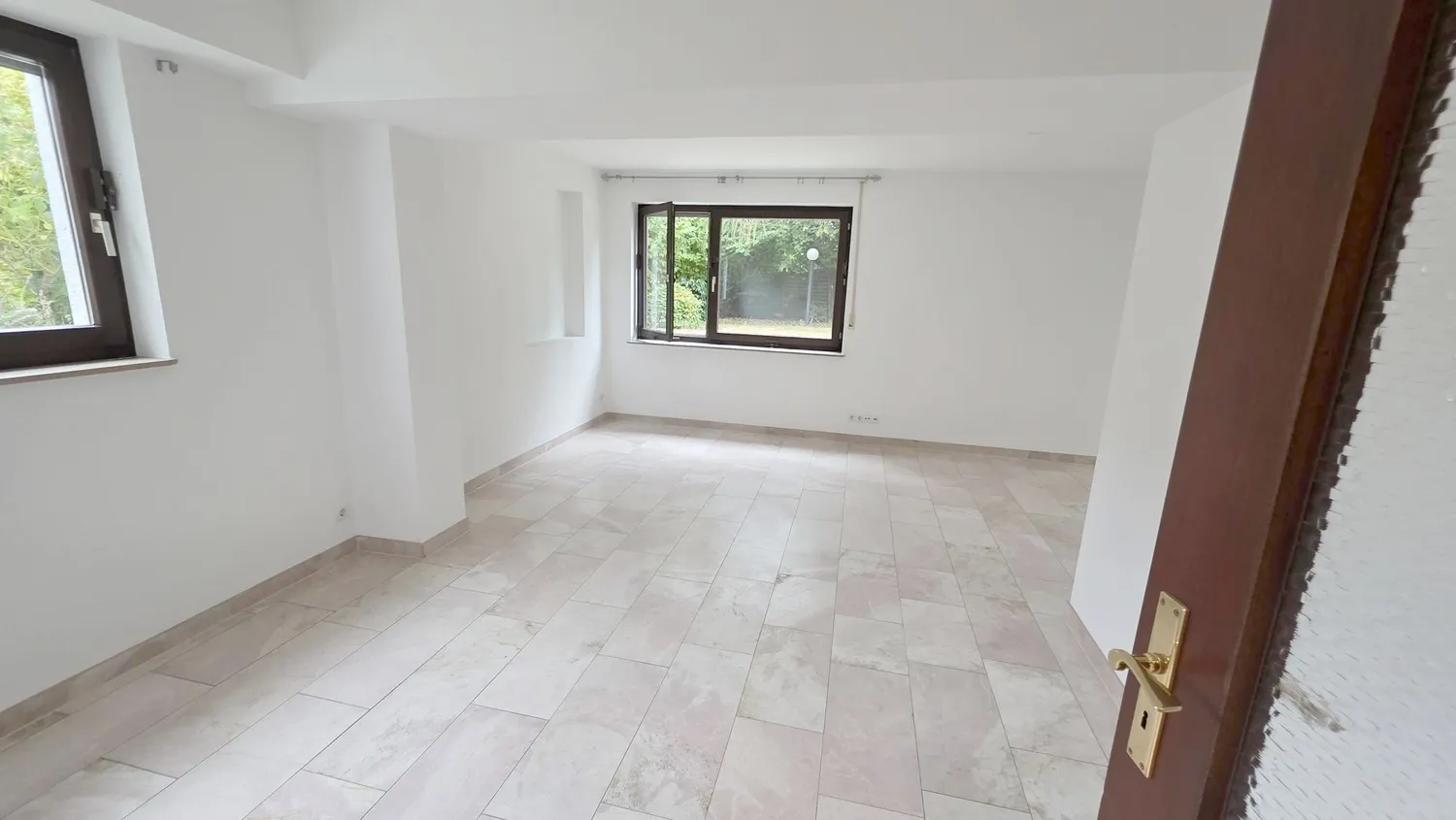 2 Zimmer Wohnung mit 69 m² in Bonn – Bild 1