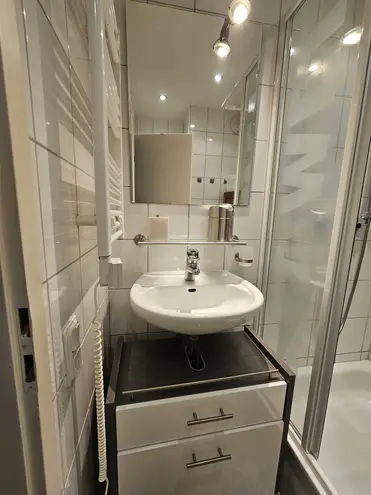 1 Zimmer Wohnung mit 37 m² in Neuss – Bild 9