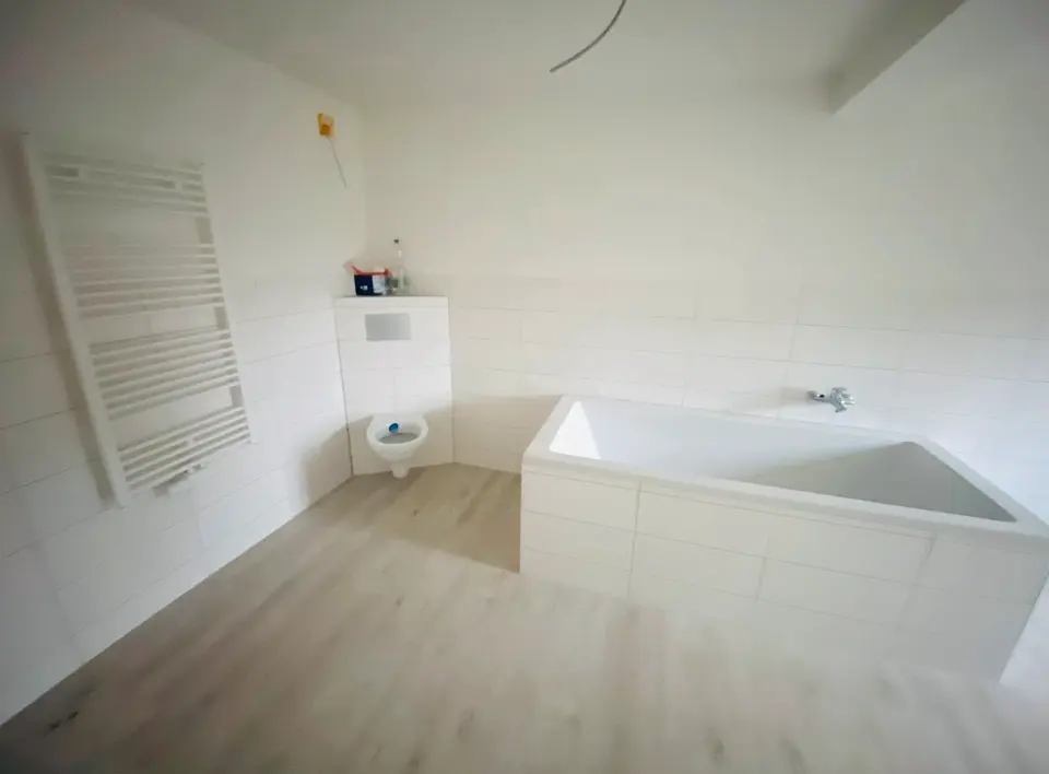 4 Zimmer Wohnung mit 150 m² in Gera – Bild 5