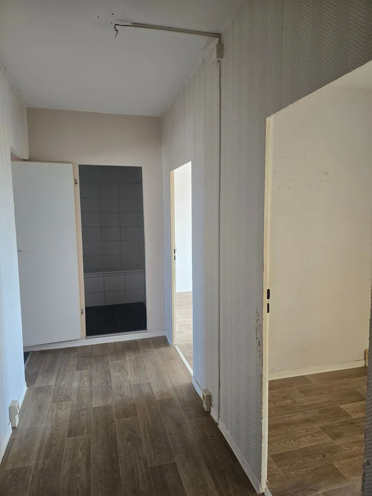 6 Zimmer Wohnung mit 127 m² in Stendal – Bild 6