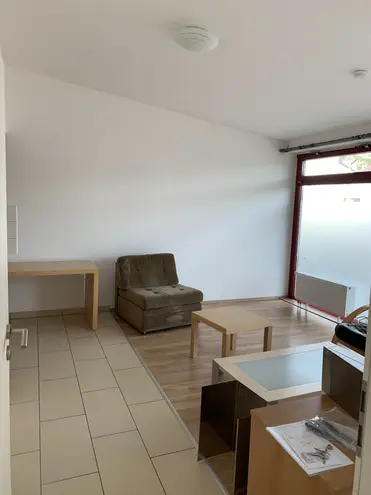 3 Zimmer Wohnung mit 70 m² in Frankfurt am Main – Bild 2