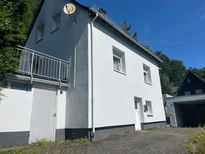 4 Zimmer Haus mit 100 m² in Siegen – Bild 2