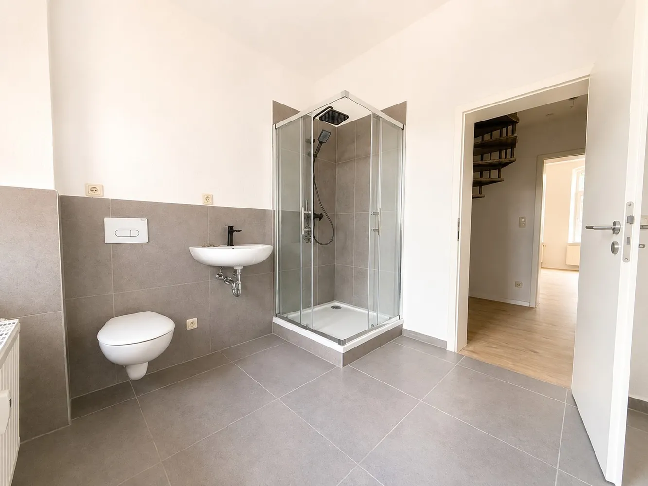 2 Zimmer Wohnung mit 61 m² in Plauen – Bild 2