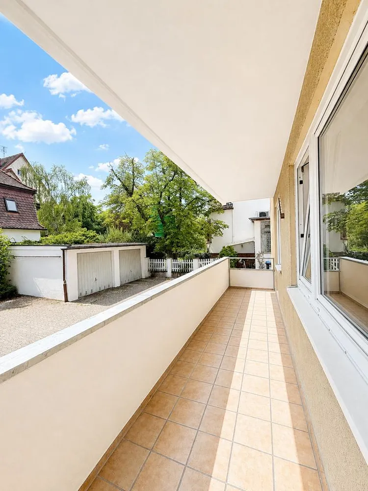 2 Zimmer Wohnung mit 67 m² in Karlsruhe – Bild 1