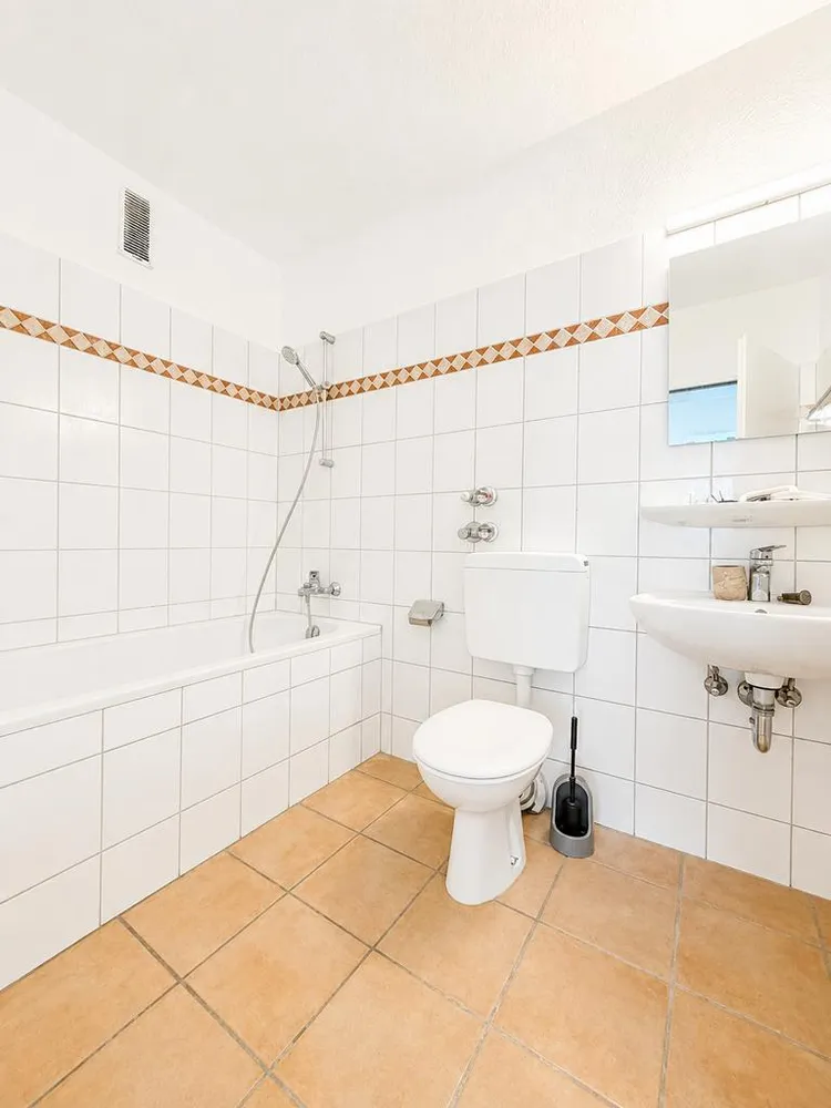 2 Zimmer Wohnung mit 67 m² in Karlsruhe – Bild 12