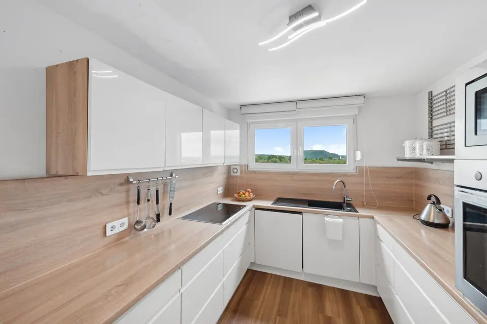 5 Zimmer Wohnung mit 150 m² in Saarbrücken – Bild 3