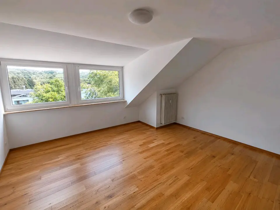 3 Zimmer Wohnung mit 102 m² in Trier – Bild 3