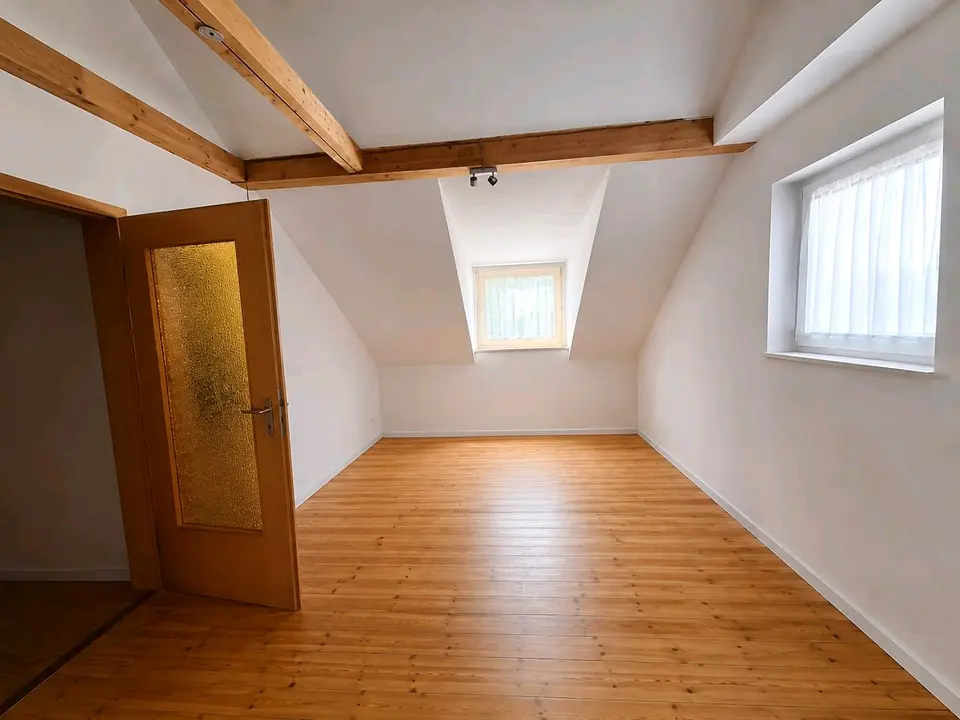3 Zimmer Wohnung mit 102 m² in Trier – Bild 6