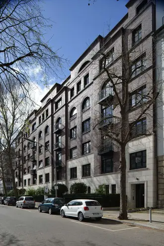 5 Zimmer Wohnung mit 154 m² in Berlin – Bild 2