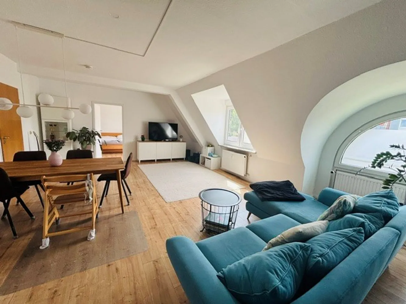 3 Zimmer Wohnung mit 111 m² in Norderstedt – Bild 2