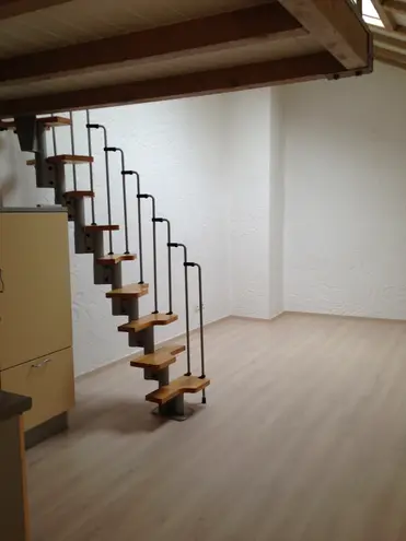 3 Zimmer Wohnung mit 55 m² in Karlsruhe – Bild 2