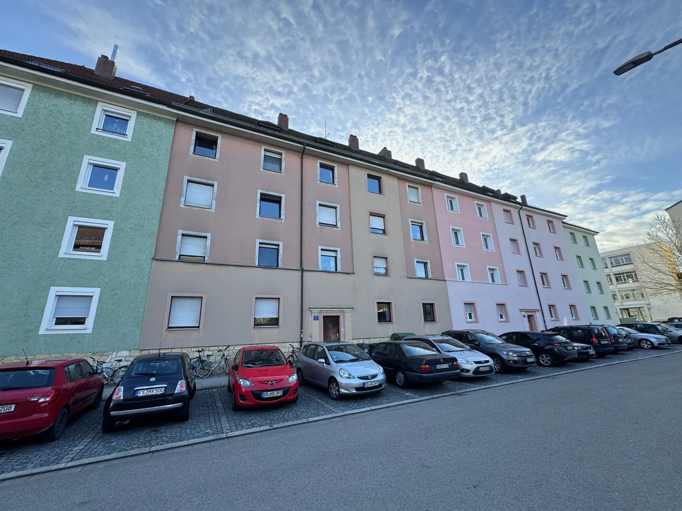 4 Zimmer Wohnung mit 92 m² in Regensburg – Bild 1
