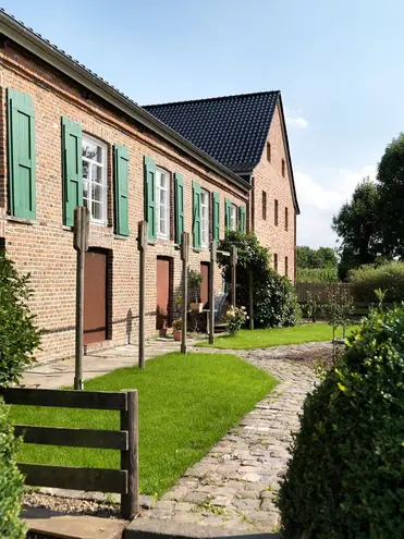 4 Zimmer Wohnung mit 120 m² in Neuss – Bild 3