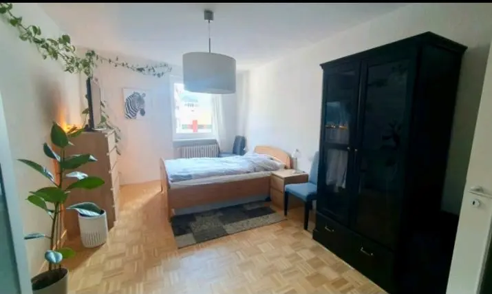 WG-Zimmer mit 120 m² in Stuttgart – Bild 2