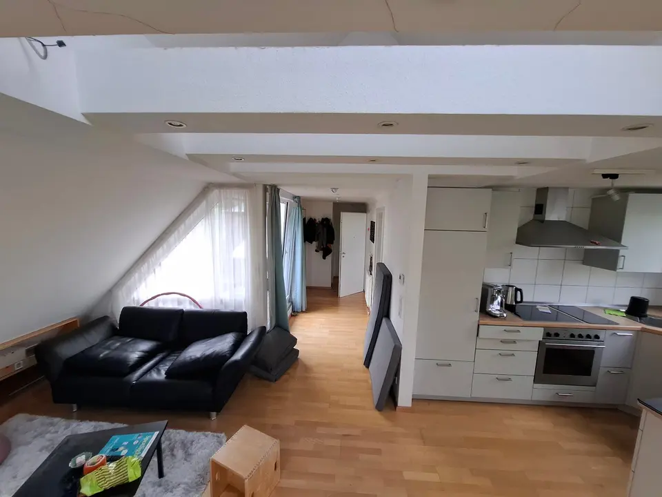 WG-Zimmer mit 86 m² in Stuttgart – Bild 1