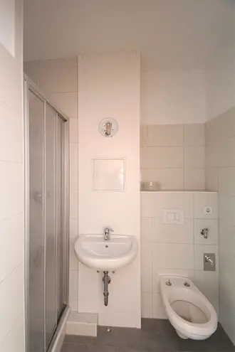2 Zimmer Wohnung mit 42 m² in Halle (Saale) – Bild 3