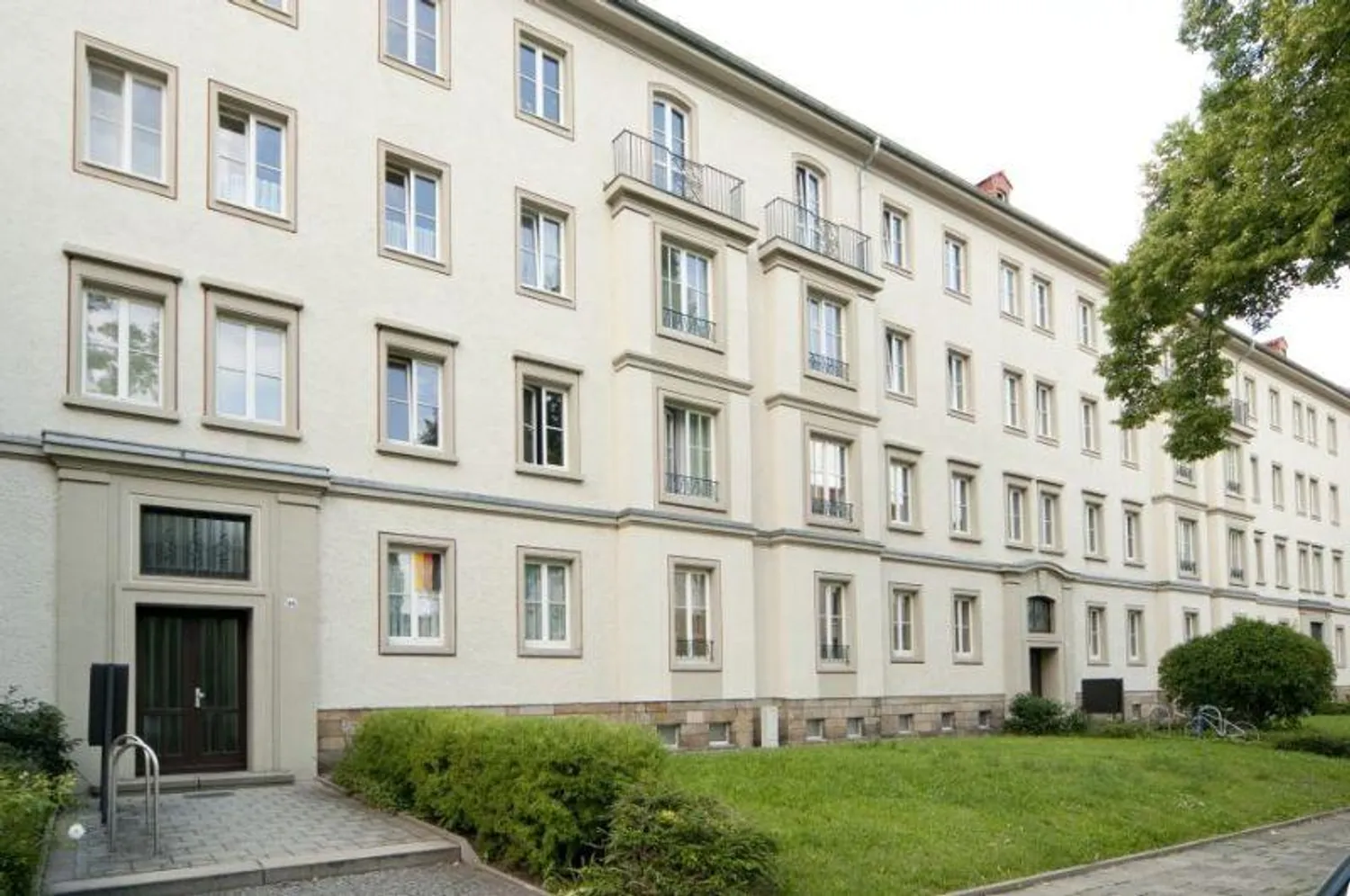 4 Zimmer Wohnung mit 84 m² in Dresden – Bild 1