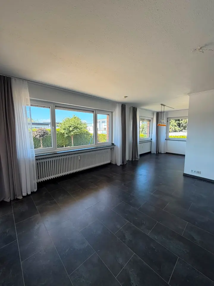 3 Zimmer Wohnung mit 100 m² in Düren – Bild 1