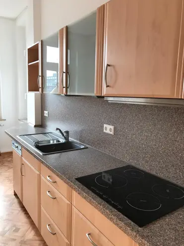 6 Zimmer Wohnung mit 150 m² in Chemnitz – Bild 3