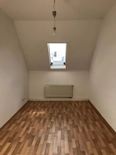 6 Zimmer Wohnung mit 150 m² in Chemnitz – Bild 6