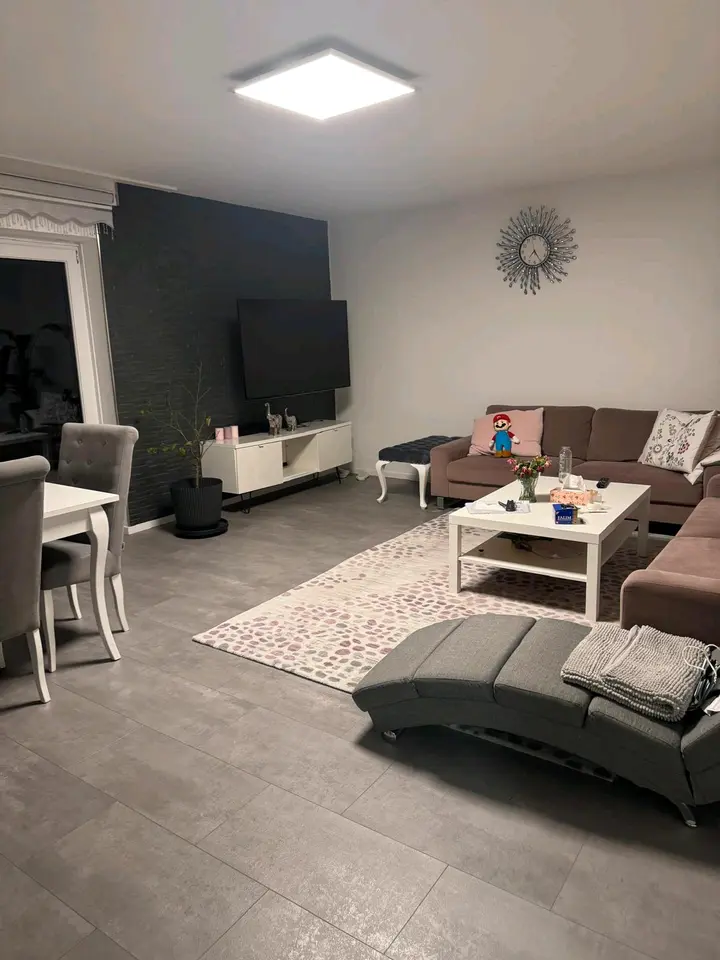 4 Zimmer Wohnung mit 96 m² in Lübeck – Bild 1