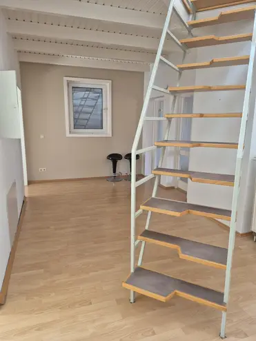 2 Zimmer Wohnung mit 78 m² in Hannover – Bild 1