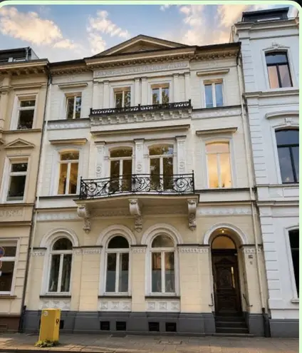 2 Zimmer Wohnung mit 89 m² in Krefeld – Bild 1