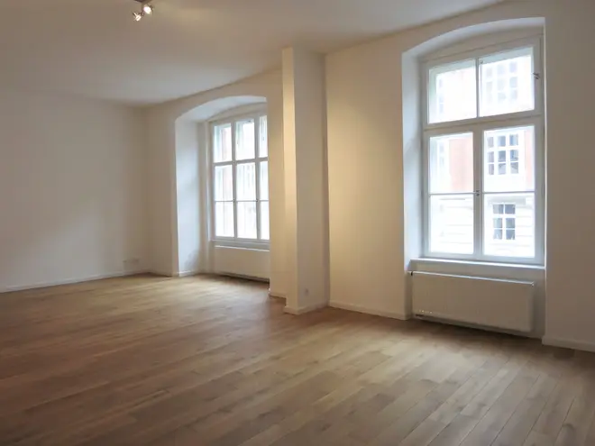 3 Zimmer Wohnung mit 141 m² in München – Bild 1