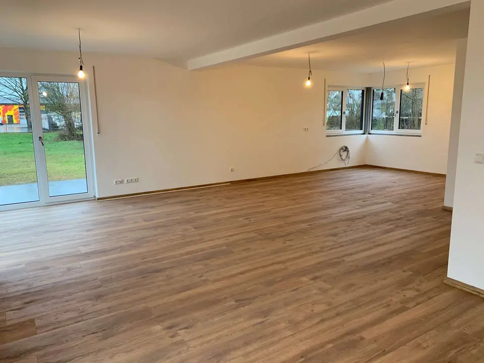 6 Zimmer Haus mit 100 m² in Landshut – Bild 1