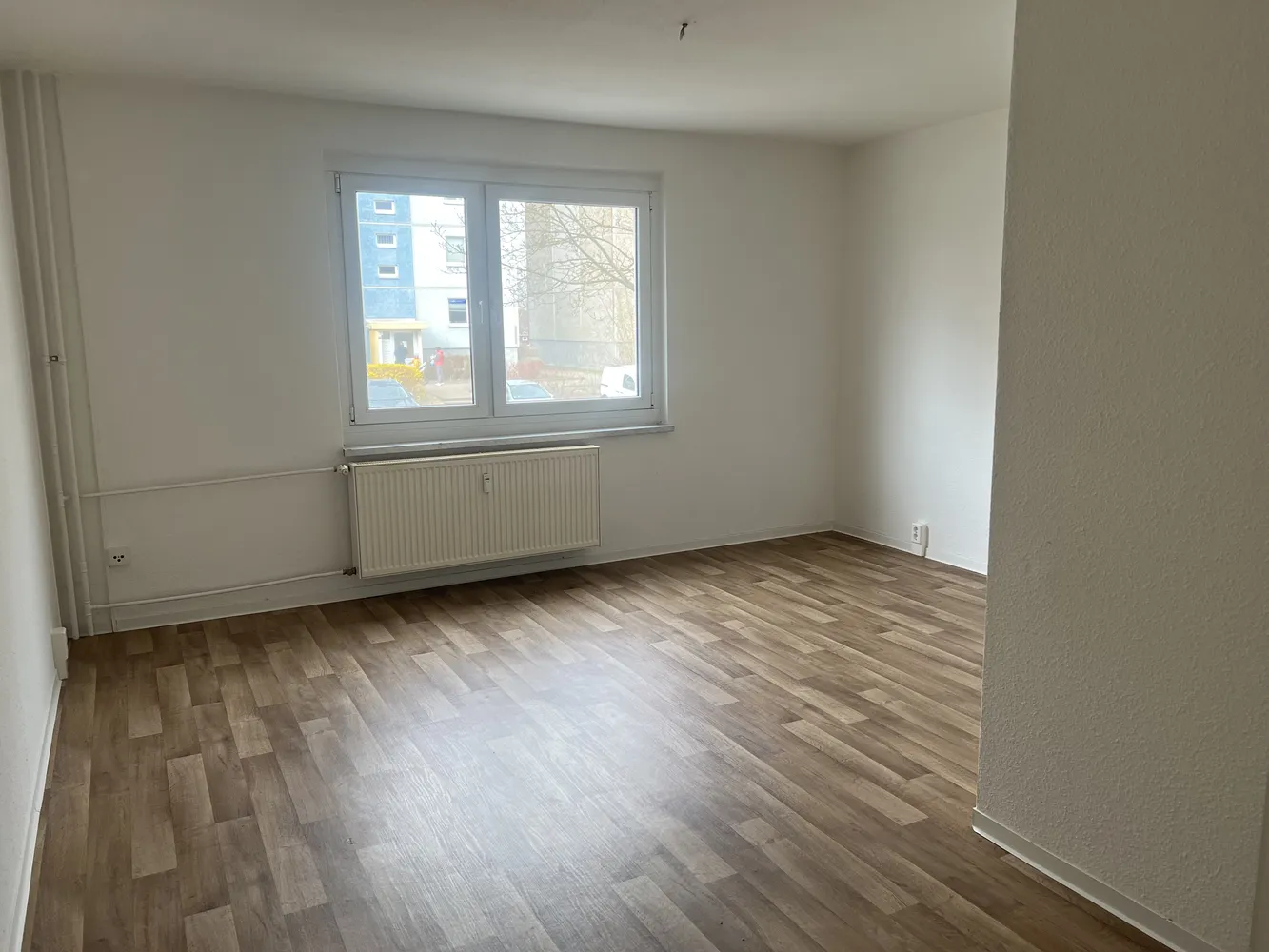 3 Zimmer Wohnung mit 60 m² in Neubrandenburg – Bild 2