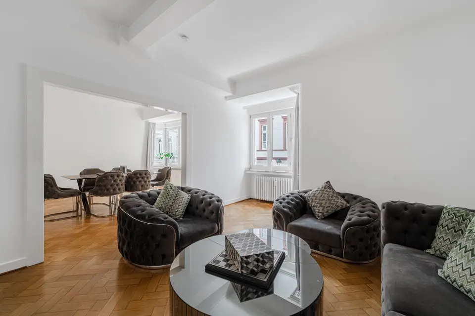 3 Zimmer Wohnung mit 98 m² in Düsseldorf – Bild 1