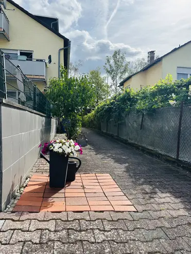 3 Zimmer Wohnung mit 70 m² in Wiesbaden – Bild 1