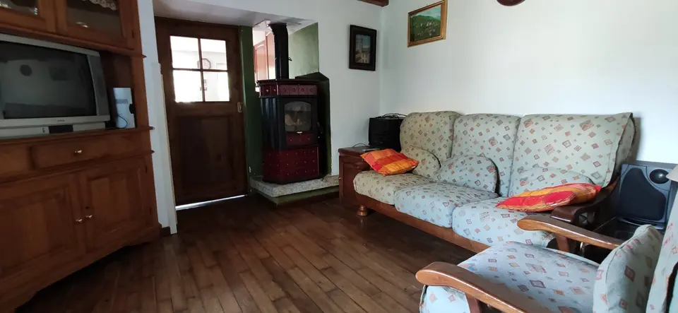4 Zimmer Haus mit 60 m² in Stuttgart – Bild 1