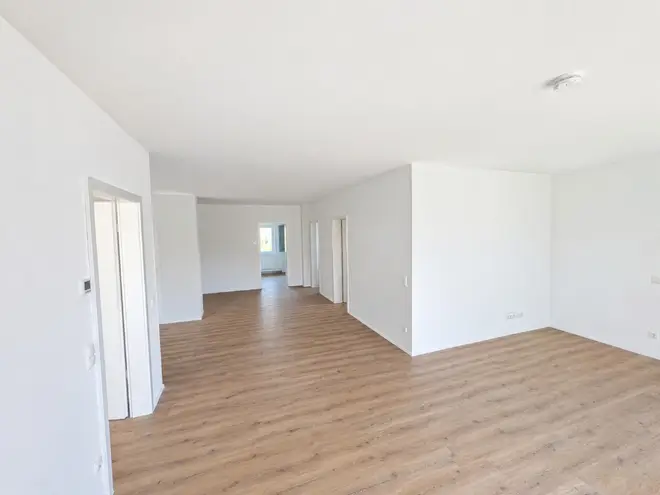 4 Zimmer Wohnung mit 125 m² in Potsdam – Bild 2