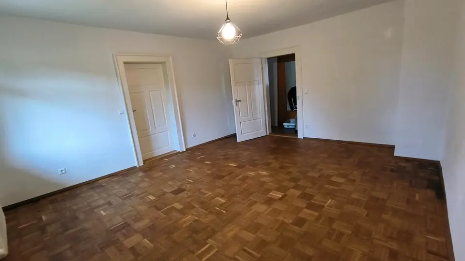 WG-Zimmer mit 100 m² in Weingarten – Bild 3