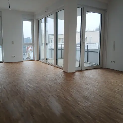 2 Zimmer Wohnung mit 75 m² in Saarbrücken – Bild 3