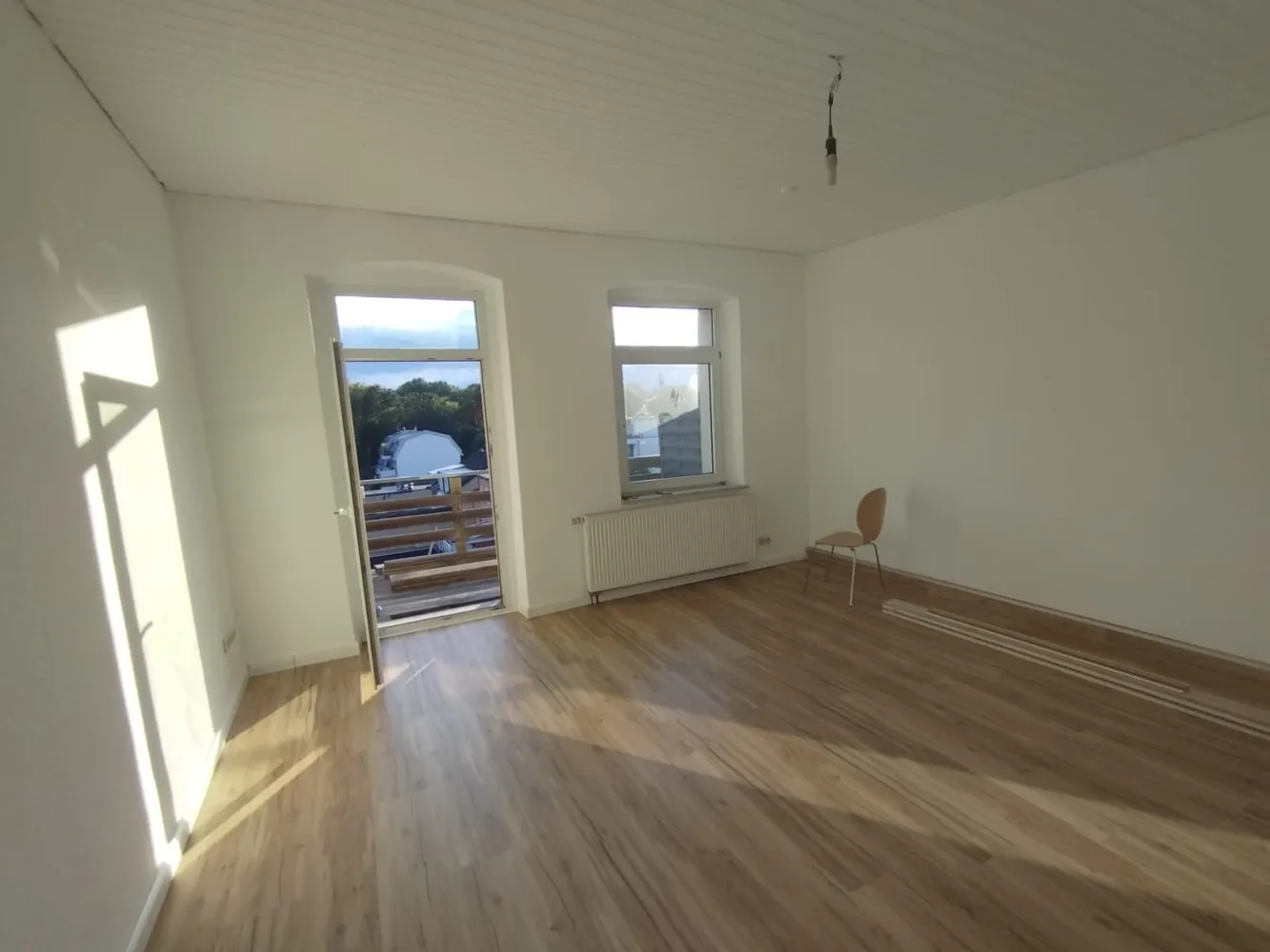 4 Zimmer Wohnung mit 100 m² in Düren – Bild 2