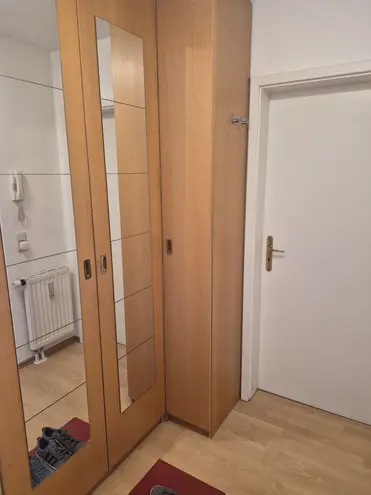 2 Zimmer Wohnung mit 60 m² in München – Bild 4