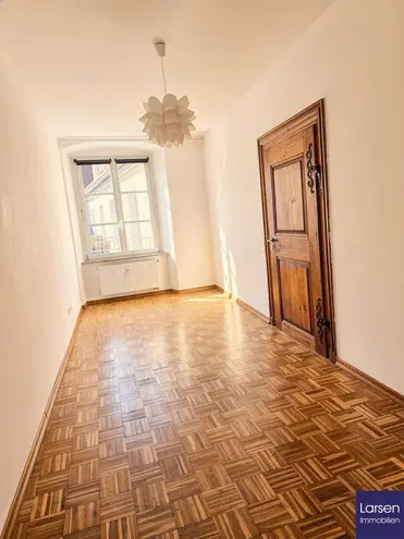 5 Zimmer Wohnung mit 120 m² in Regensburg – Bild 7