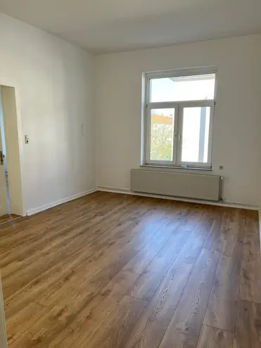 6 Zimmer Wohnung mit 155 m² in Hannover – Bild 2