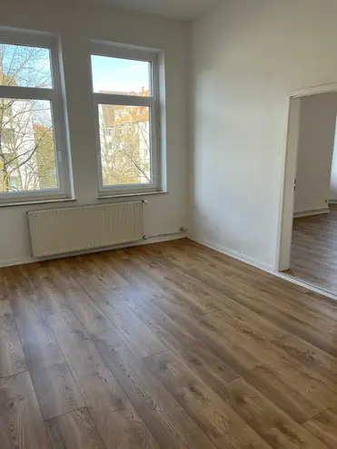 6 Zimmer Wohnung mit 155 m² in Hannover – Bild 4