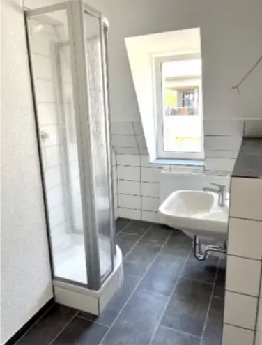 2 Zimmer Wohnung mit 42 m² in Dresden – Bild 2
