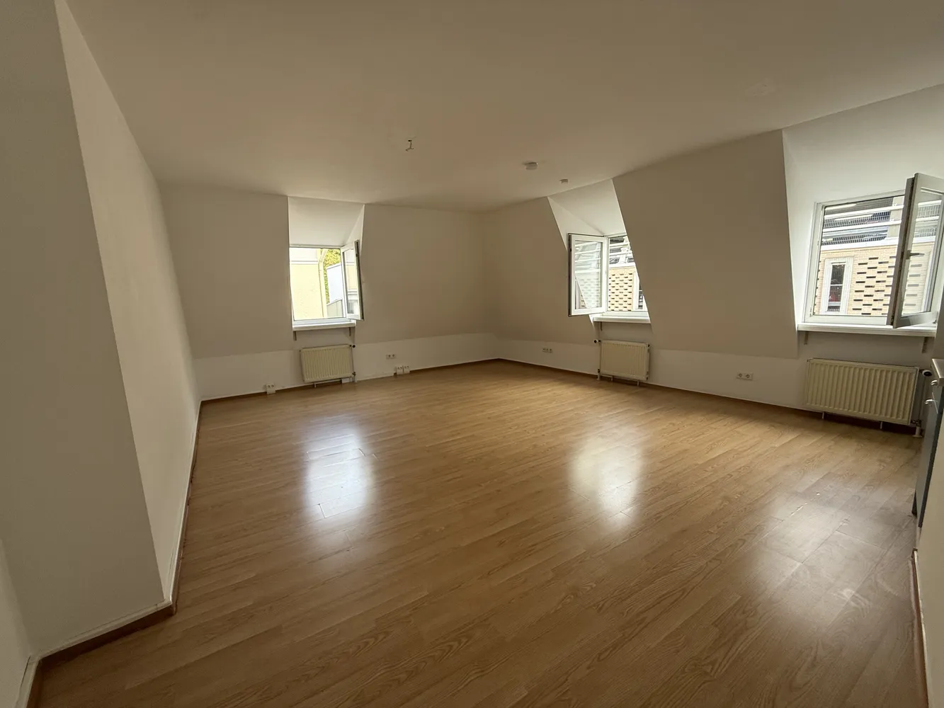1 Zimmer Wohnung mit 34 m² in Wiesbaden – Bild 1