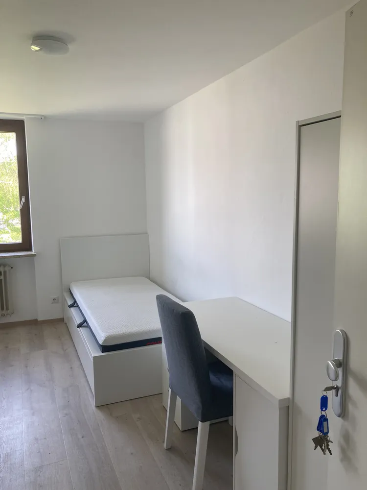 1 Zimmer Wohnung mit 18 m² in Erlangen – Bild 2